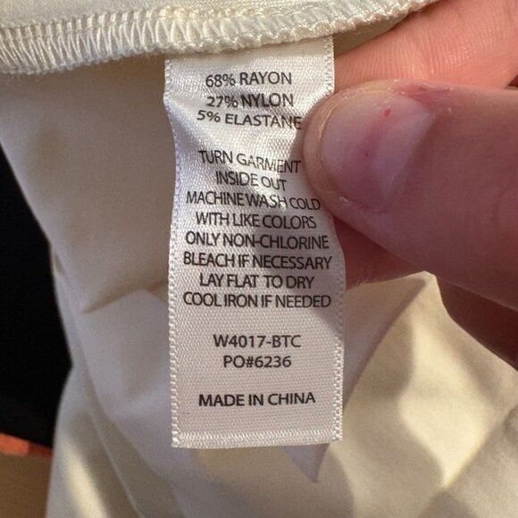 Betabrand Admiral Button Shift Dress Women's Size Medium in Coconut Cream NWOT! - Picture 5 of 7